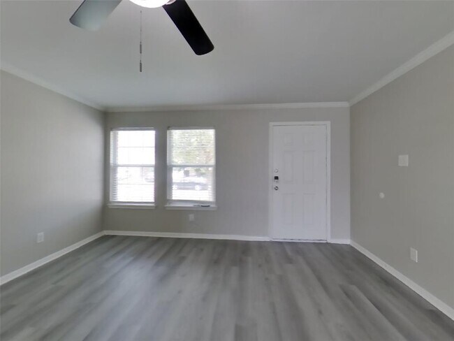 Building Photo - 12638 Burdine St
