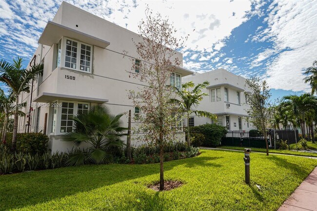 Building Photo - 1509 Pennsylvania Ave