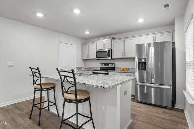 Building Photo - 132 Rockfall Wy