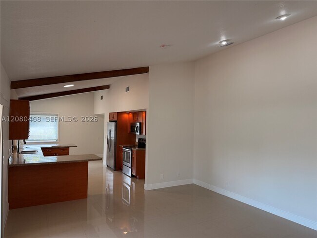 Building Photo - 10379 186th Ct S