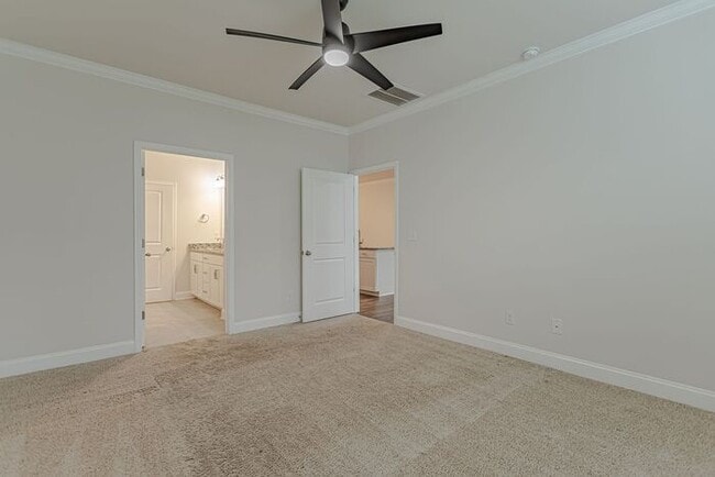 Building Photo - Townhome in Popular Sudduth Farms in Greer...