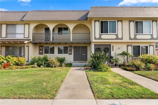 Primary Photo - 4128 Orange Ave