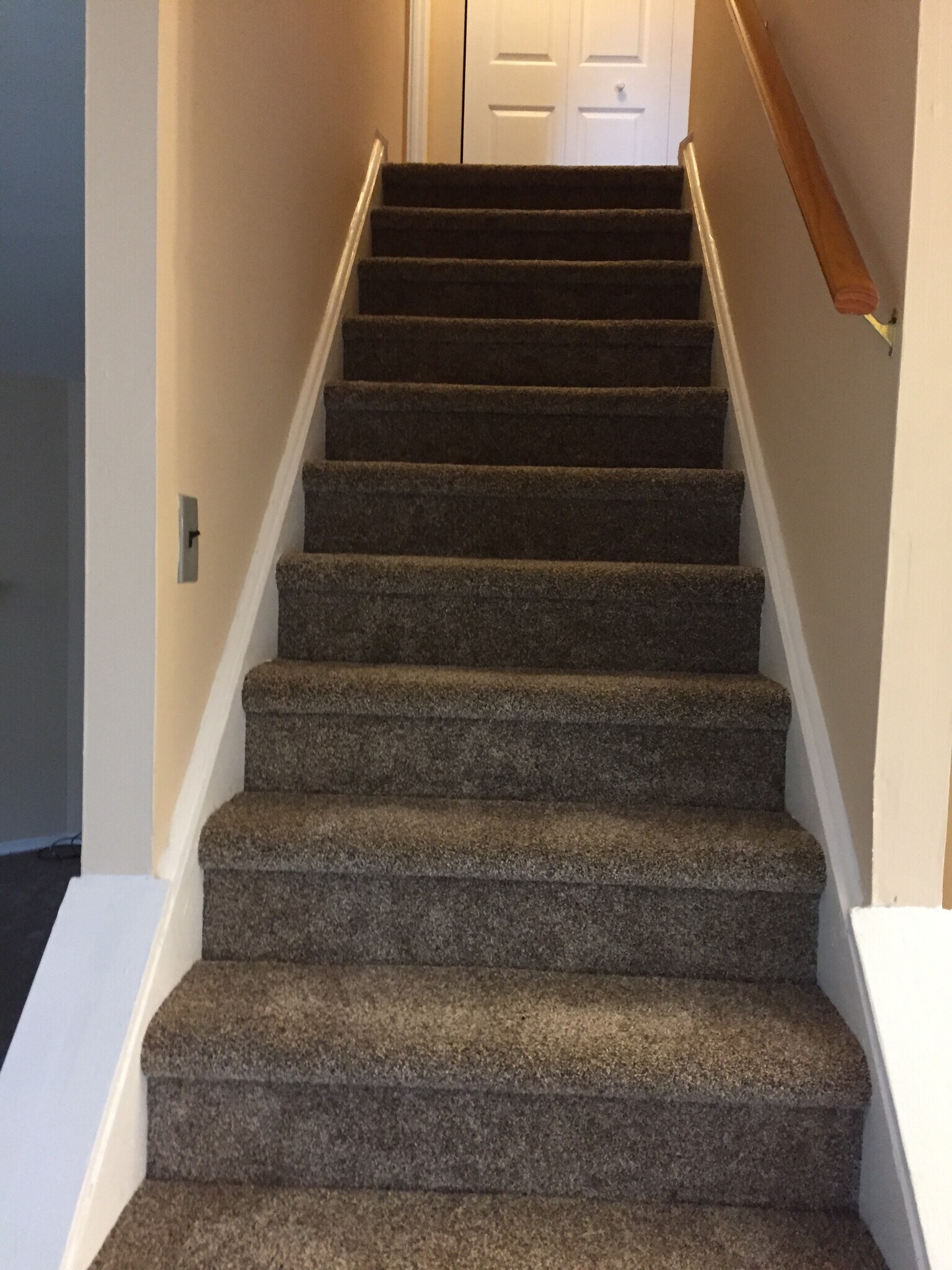 Stairs to 2nd floor - 1401 Whitpain Hls