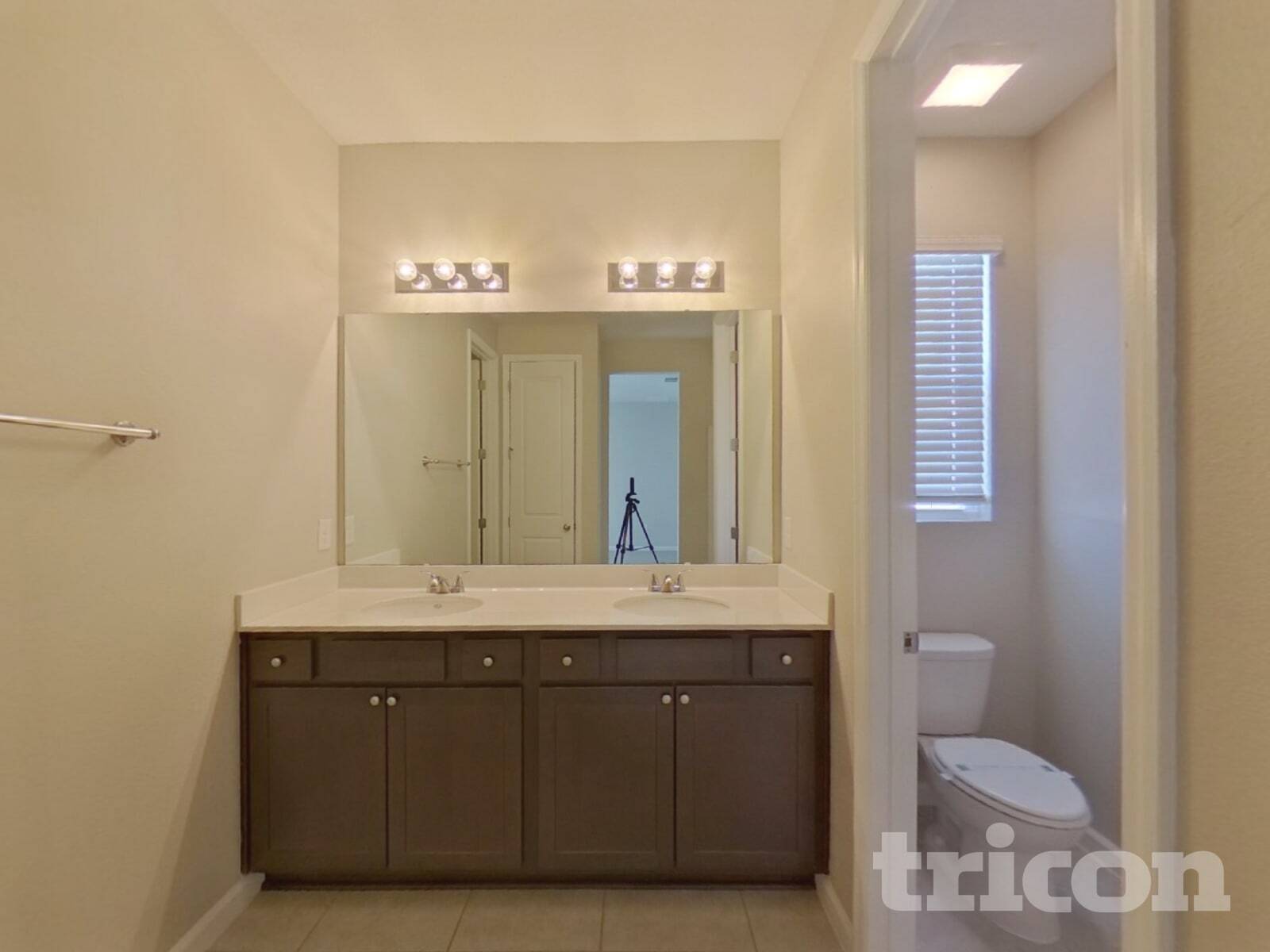 Building Photo - 371 Buchannan Dr