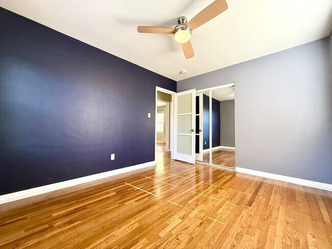 Building Photo - 3 Bedroom 1 bath single story home with solar!