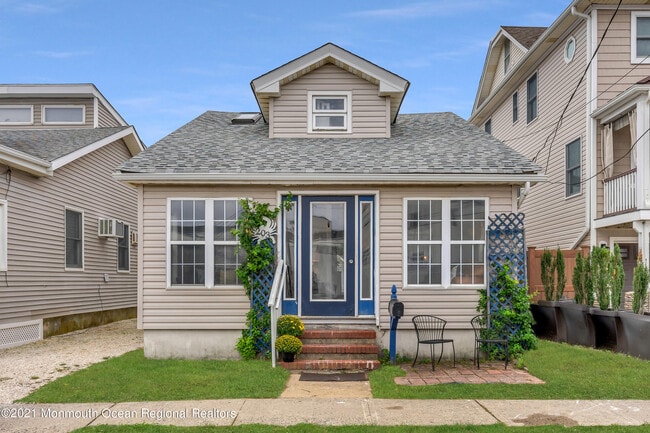 Primary Photo - 203 2nd Ave