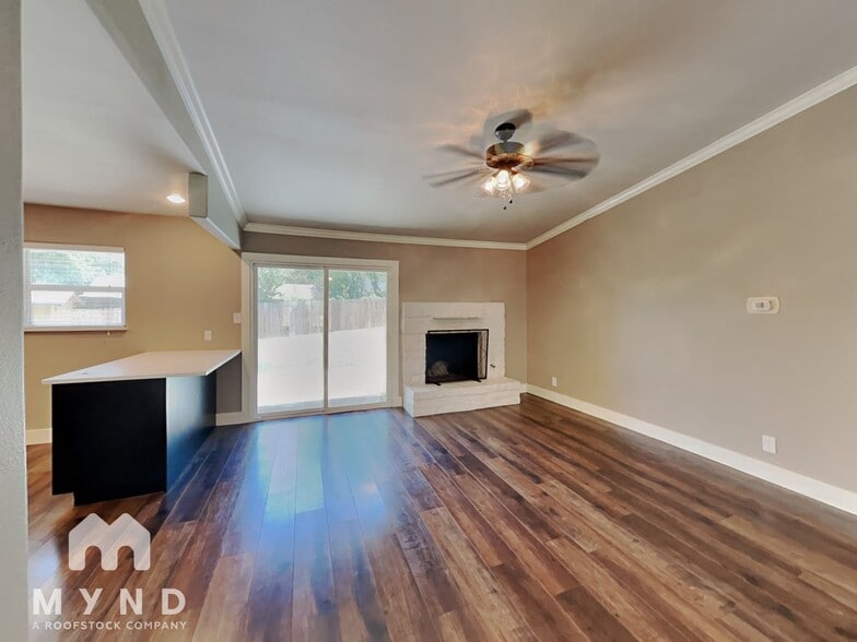 Building Photo - 6706 Tulsa Cove