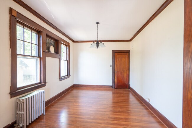 Building Photo - 107 Boyden Ave