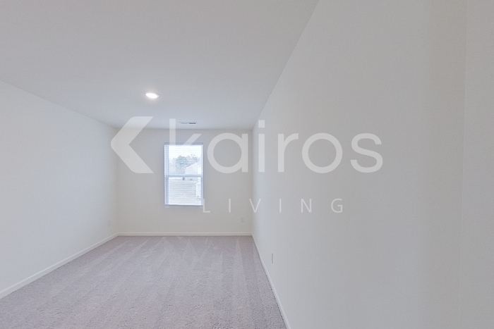 Building Photo - 7005 Peppermill Way