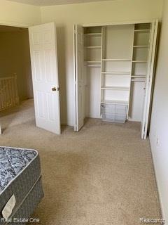 Building Photo - 41719 Sleepy Hollow Dr