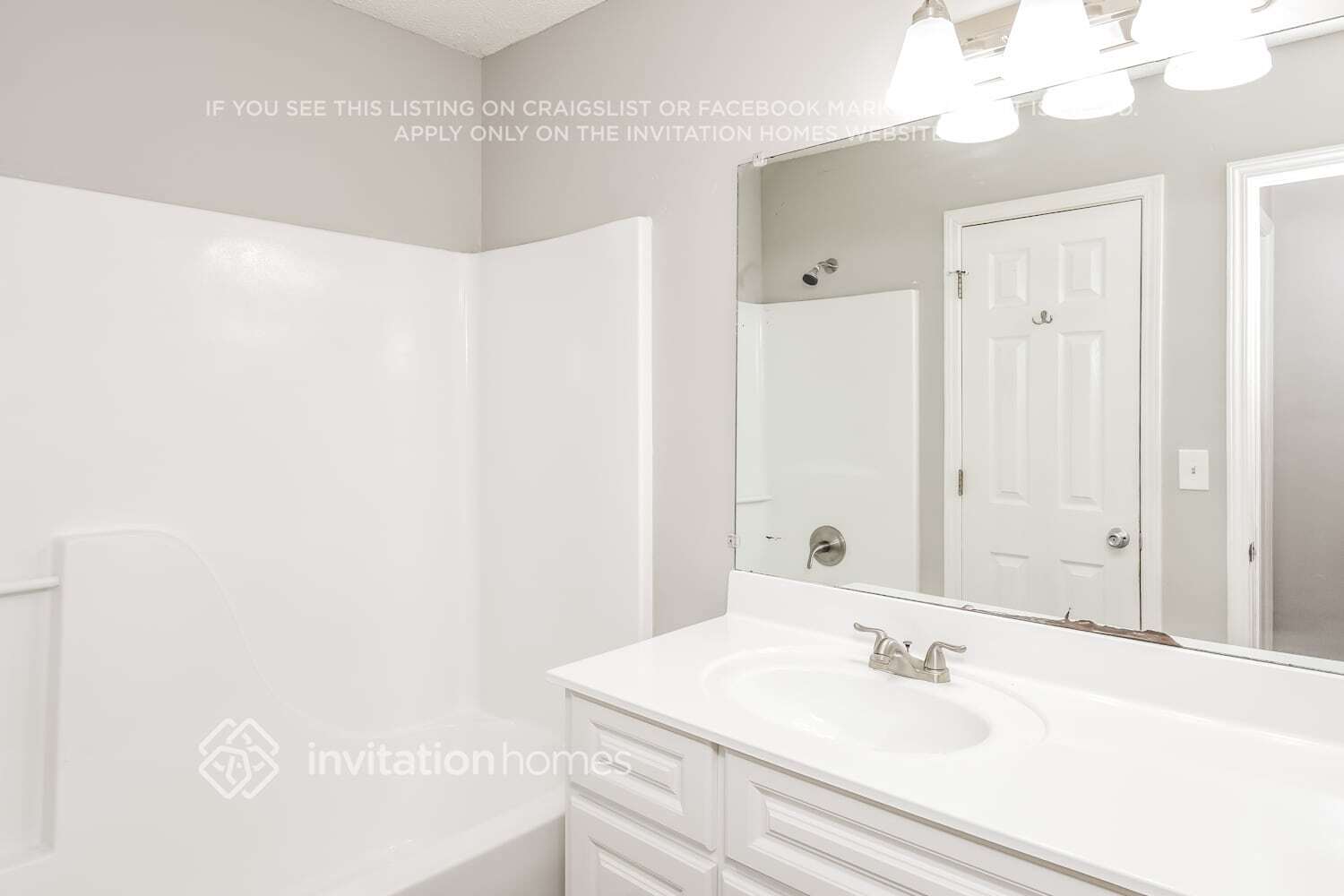 Building Photo - 102 Hillcrest Dr