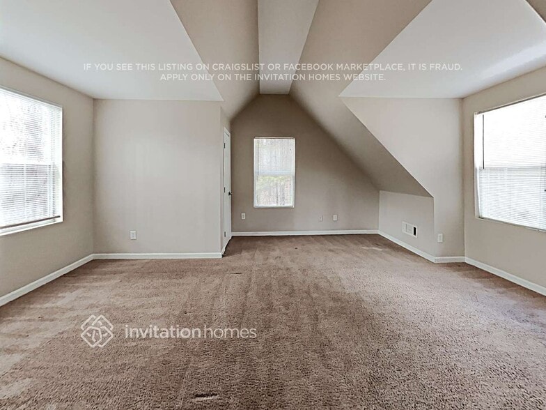 Building Photo - 4600 Woodcroft Cove