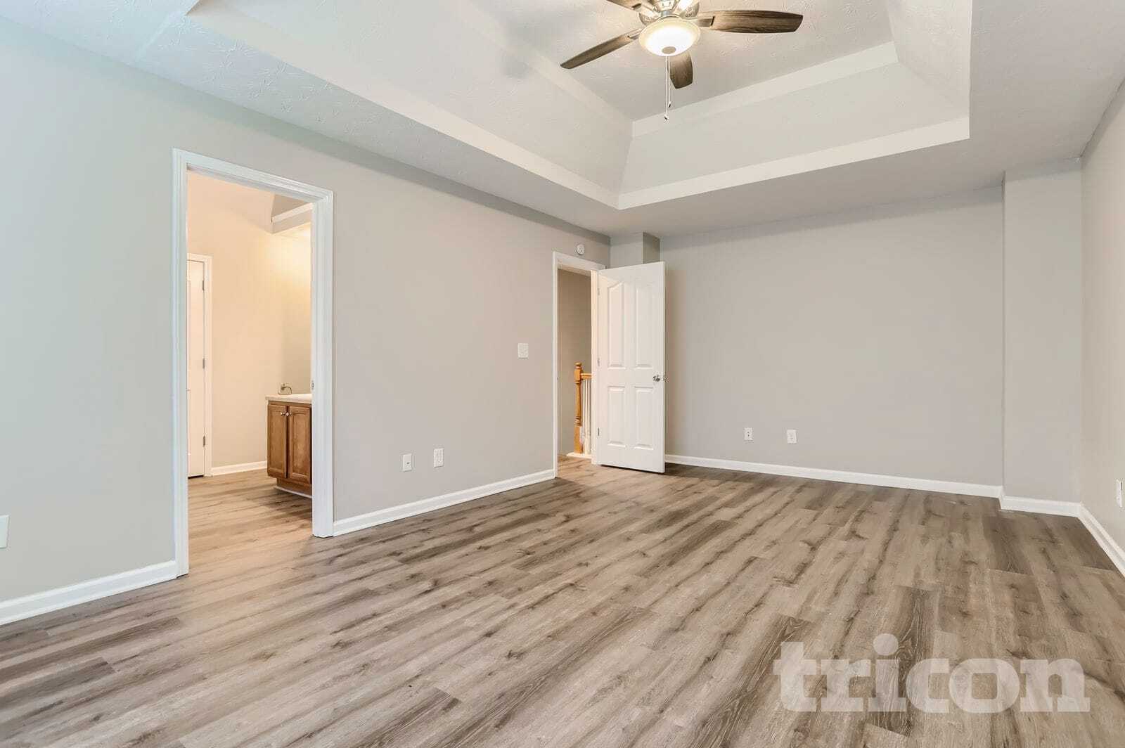 Building Photo - 10 St Charles Pl