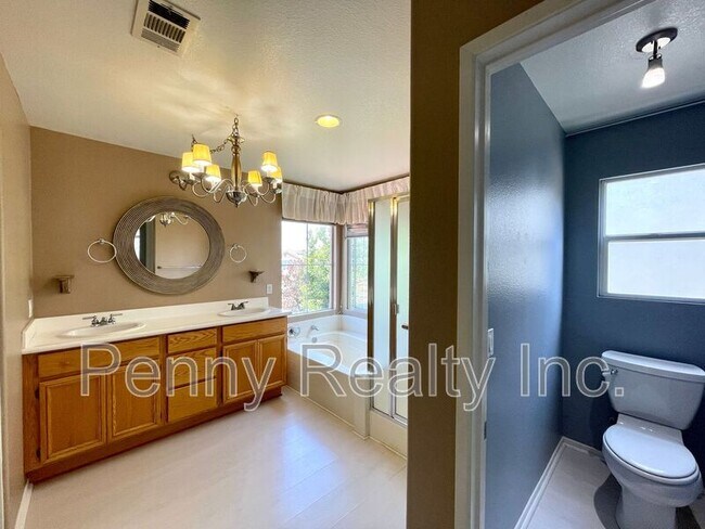 Building Photo - 4907 Wheelhouse Dr