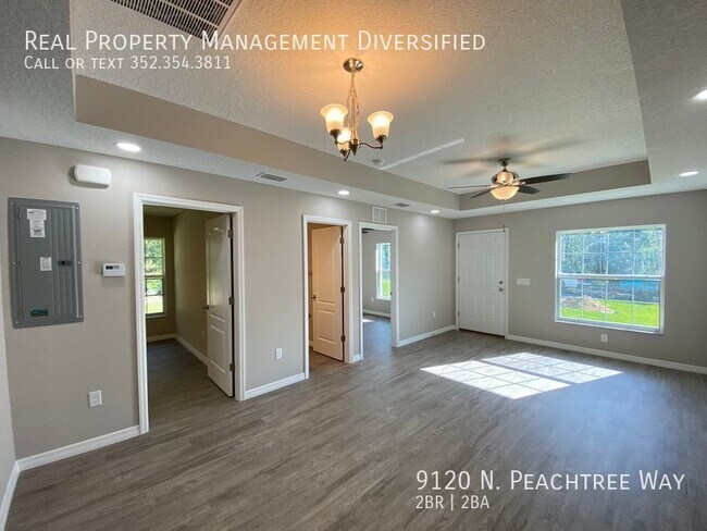 Building Photo - Great Duplex - Desirable Location in Citru...