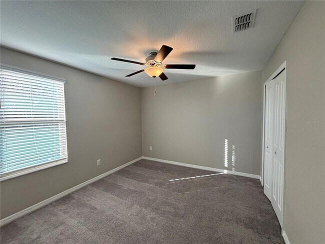 Building Photo - 572 Argyll Dr