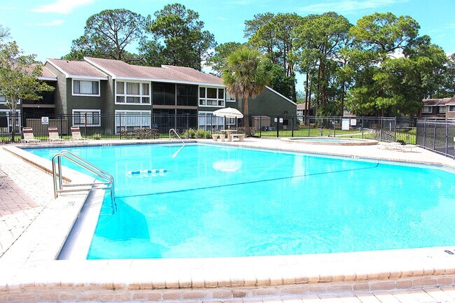 Building Photo - Lovely home in  Windhover Condos