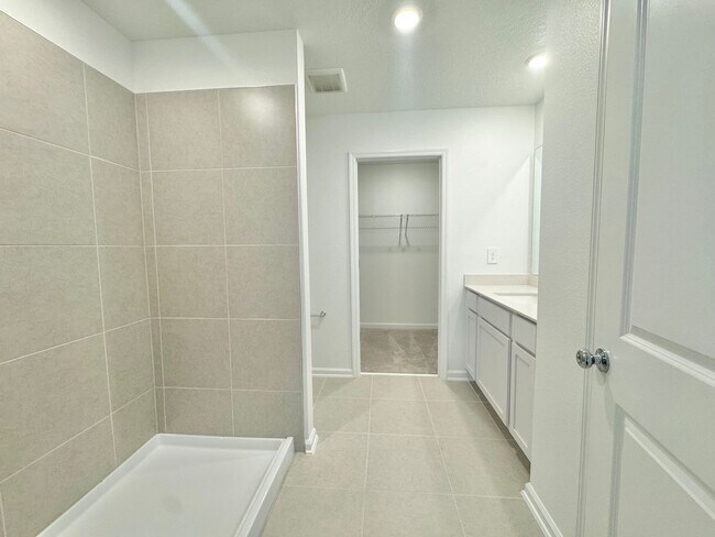 Building Photo - Peace Creek Reserve - 2025 Lennar Home