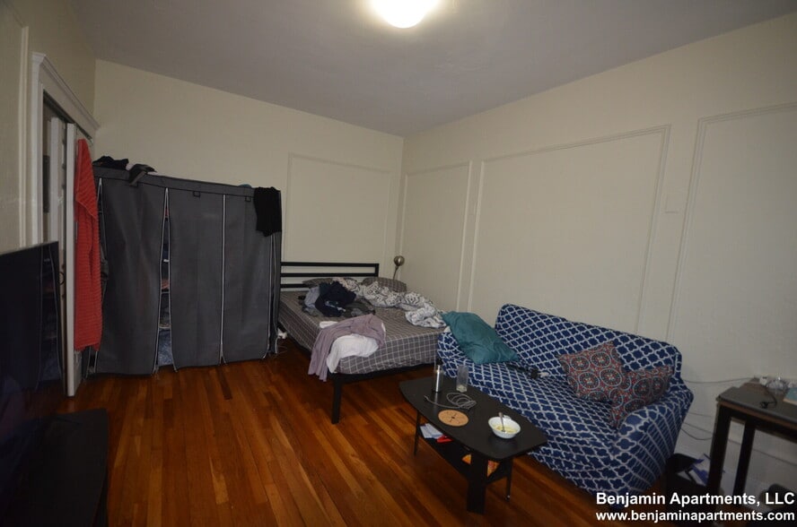 Building Photo - 1626 Commonwealth Ave