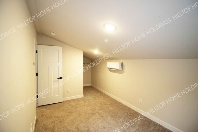 Building Photo - 11 Brookside Rd