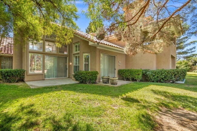 Building Photo - Modern, Elegant Fully Furnished 3 Bedroom Home in Spanish Trails