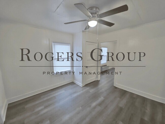 Building Photo - ***$500 Rent Credit Special*** - Homes for rent in Henderson NC - 471 Pettigrew Street - Schedule...