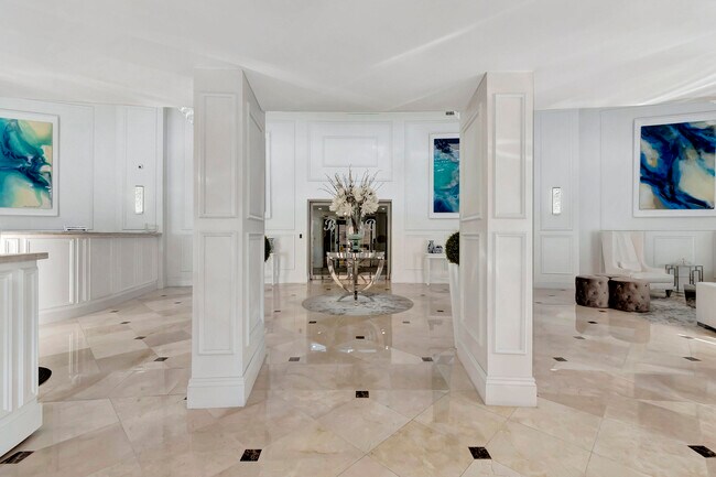 Building Photo - 4740 S Ocean Blvd