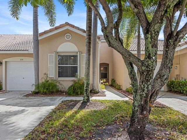 Building Photo - 279 E Coral Trace Cir