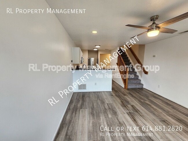 Building Photo - 216 Oxford Oak Dr