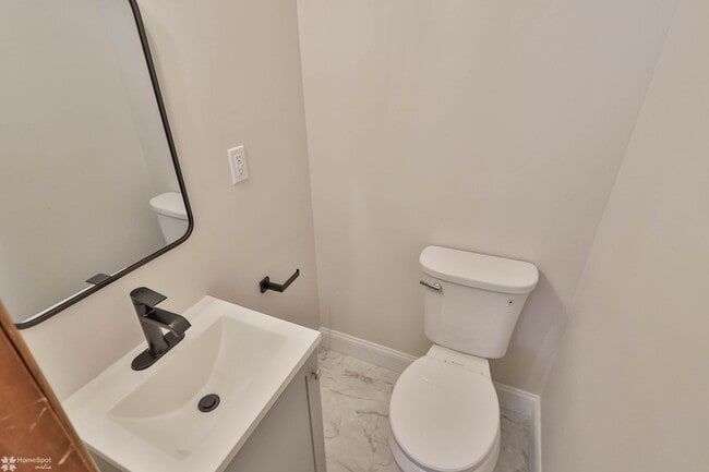 Building Photo - Charming Newly Renovated Ranch-Style Home for Rent in the Desirable East Penn School District