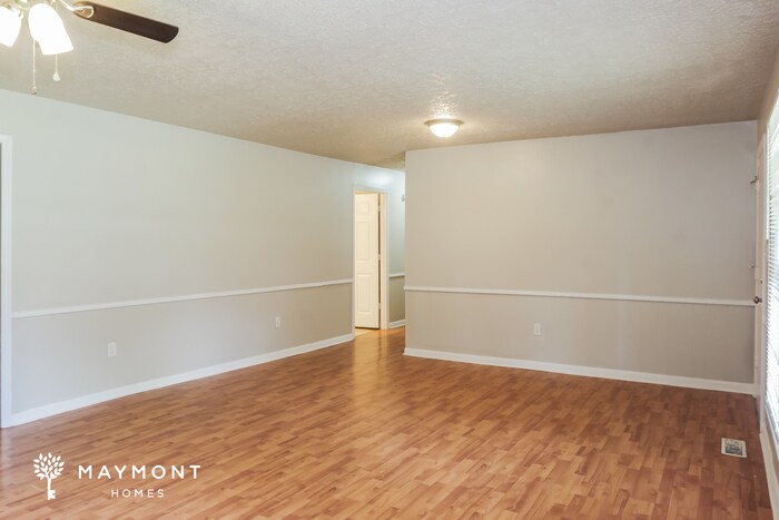 Building Photo - 26965 Pine Dr