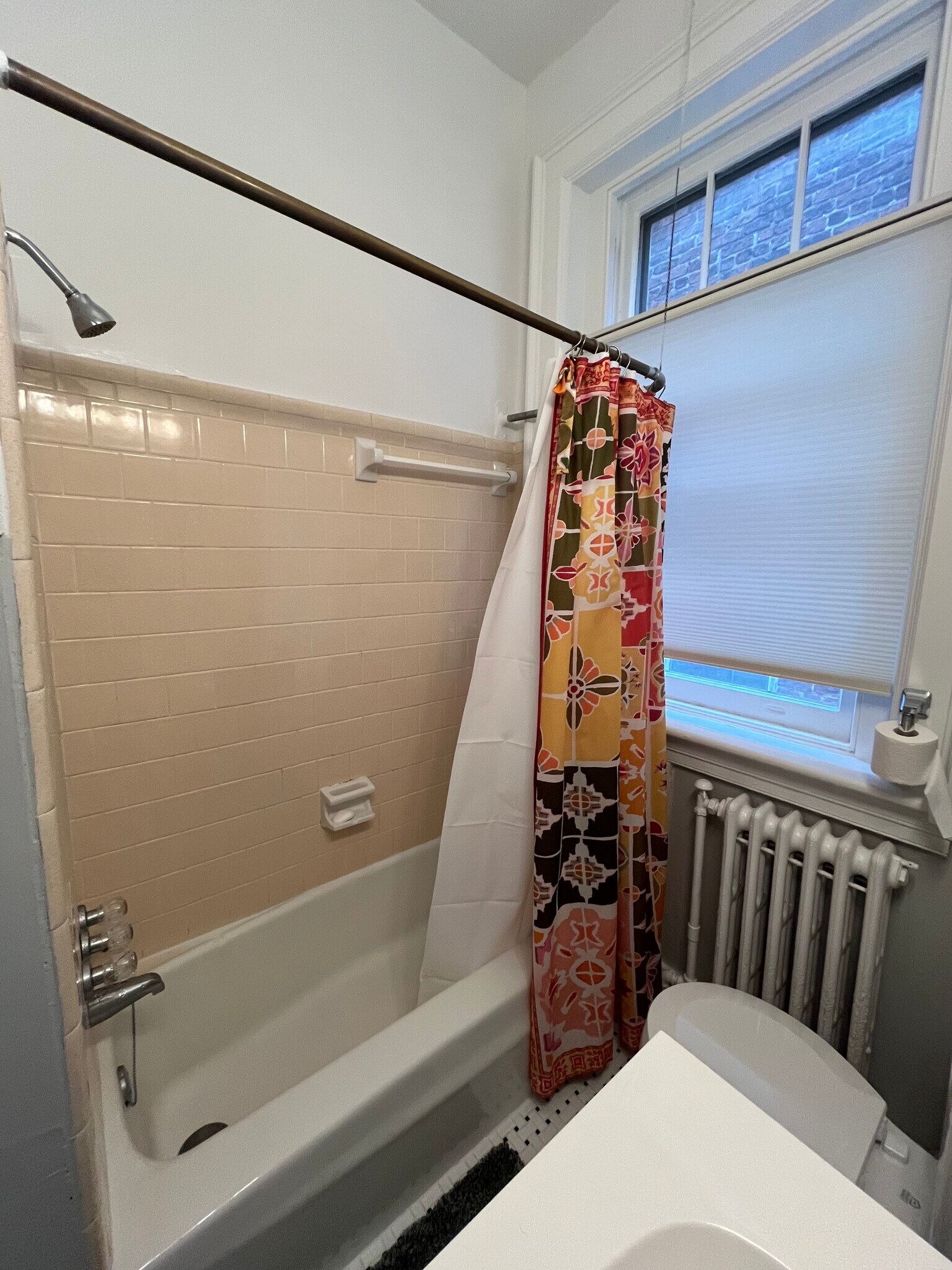 Building Photo - 2611 W Grace St