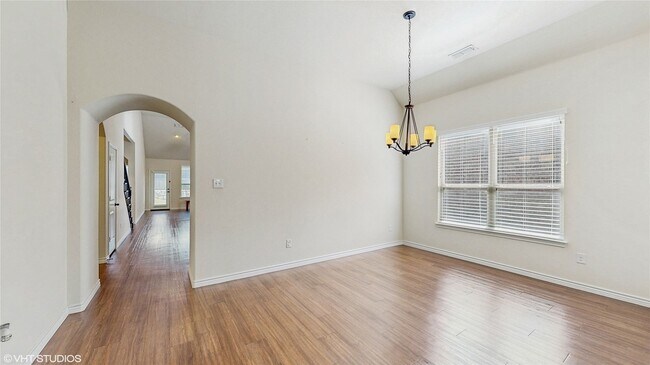 Building Photo - 721 Lake Pleasant Rd