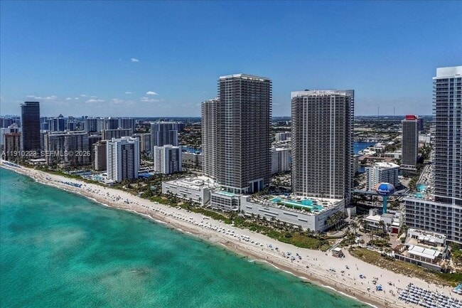 Building Photo - 1830 S Ocean Dr