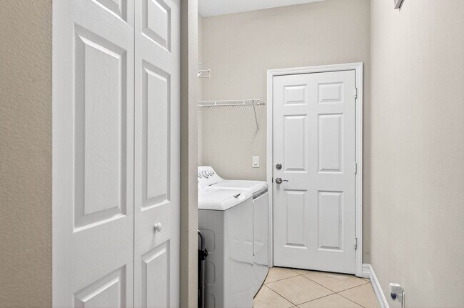 Building Photo - Furnished Rental