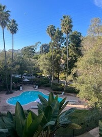 Building Photo - 1 Bedroom Condo in Mission Valley