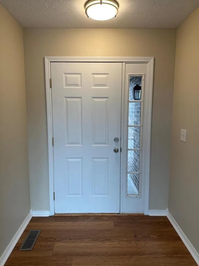 Building Photo - 4434 W Normal St