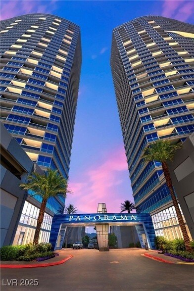 Building Photo - 4575 Dean Martin Dr