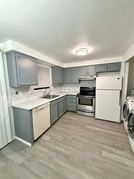 Building Photo - 19535 NW Pondosa Ct