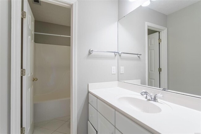 Building Photo - 9024 Hanston Ct