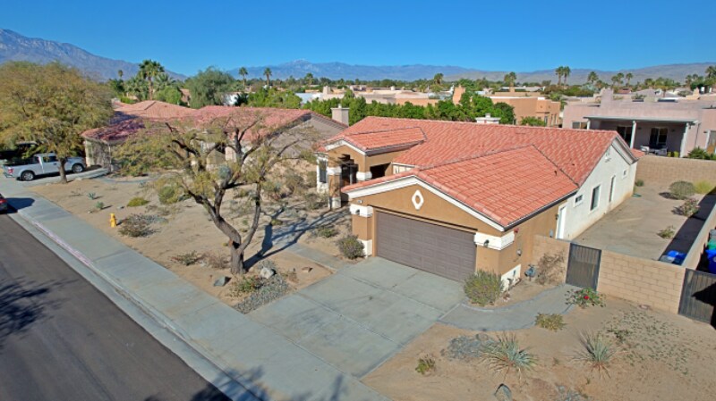 Building Photo - 74082 Daisy Ln