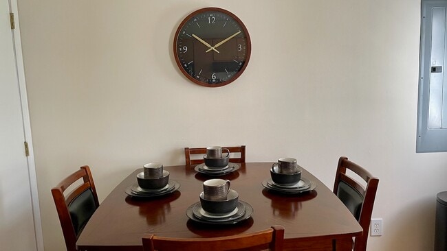 Dining room table - 30 True Way Ln