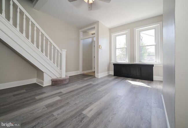 Building Photo - 2629 N 34th St