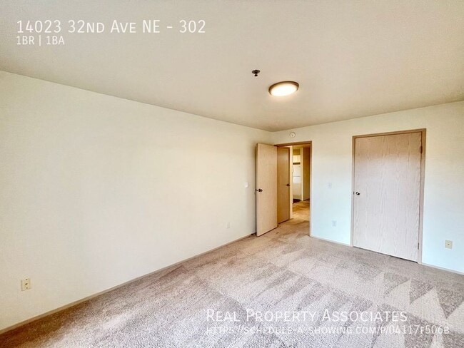 Building Photo - 14023 32nd Ave NE