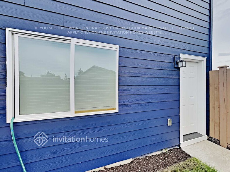 Building Photo - 6505 47th Ave NE