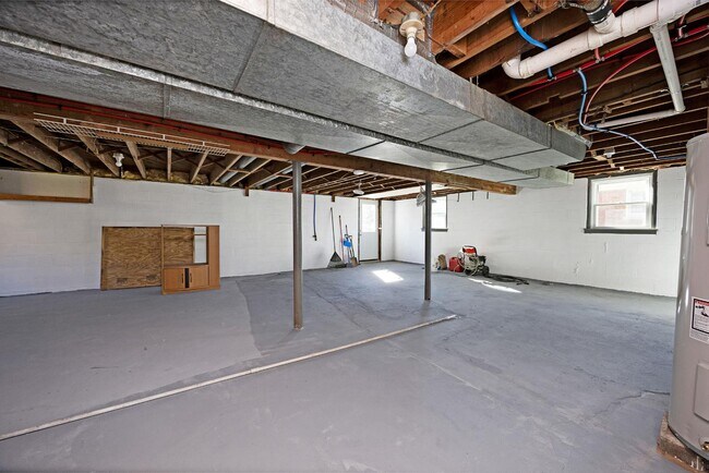 Building Photo - 414 Churchill Ct