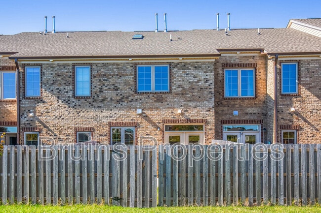 Building Photo - 4752 Willowstone Dr