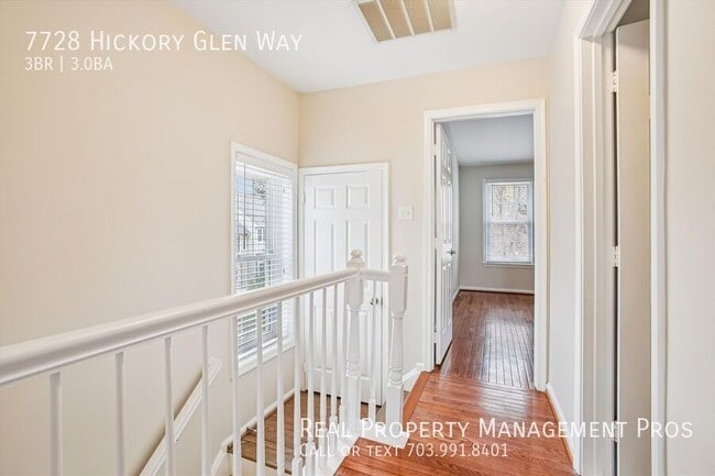 Building Photo - 7728 Hickory Glen Way