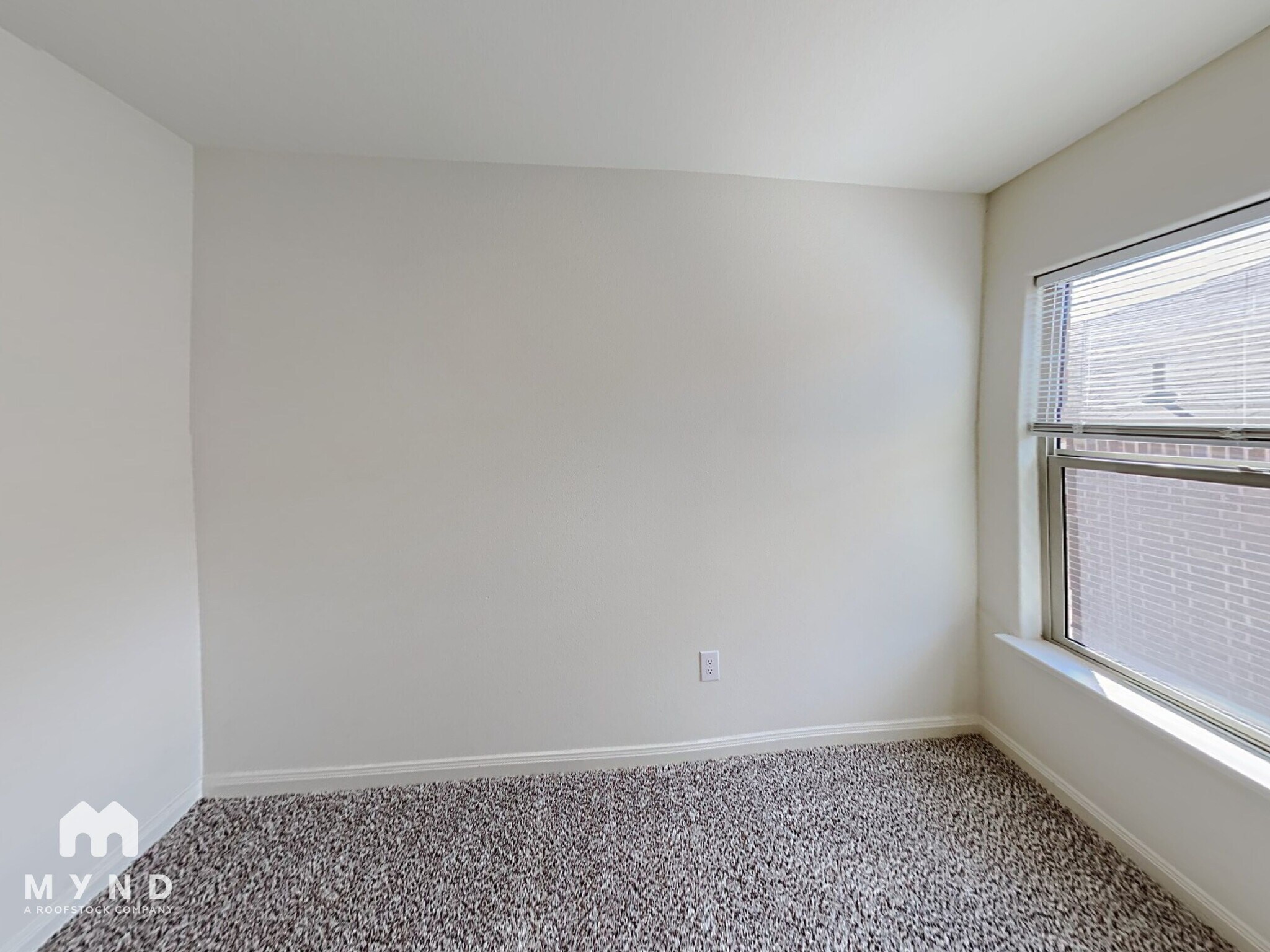 Building Photo - 116 Bandana Cir