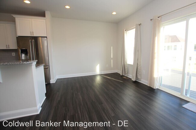 Building Photo - 3 br, 2.5 bath House - 36031 Auburn Way Pl...